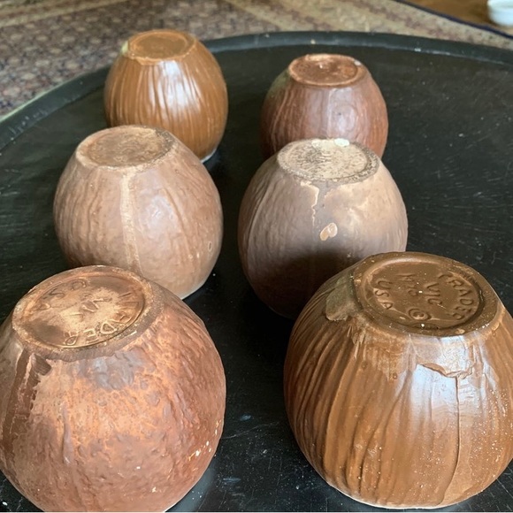 🌞🌴🌴Party Time! Six Vintage Trader Vic Coconut Mugs! - Picture 11 of 11